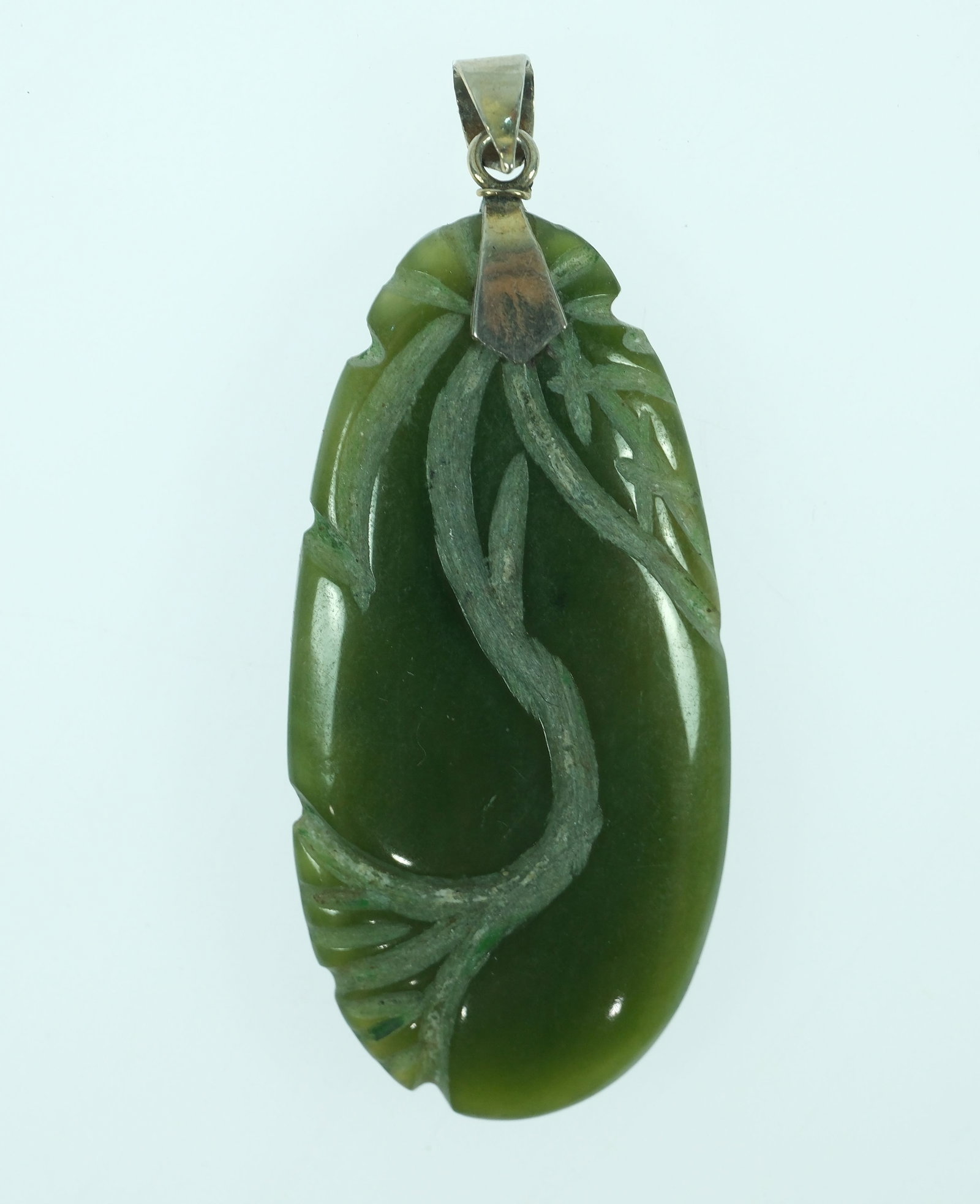Nephrite Jade Pendant & Ring (3 items) - 2