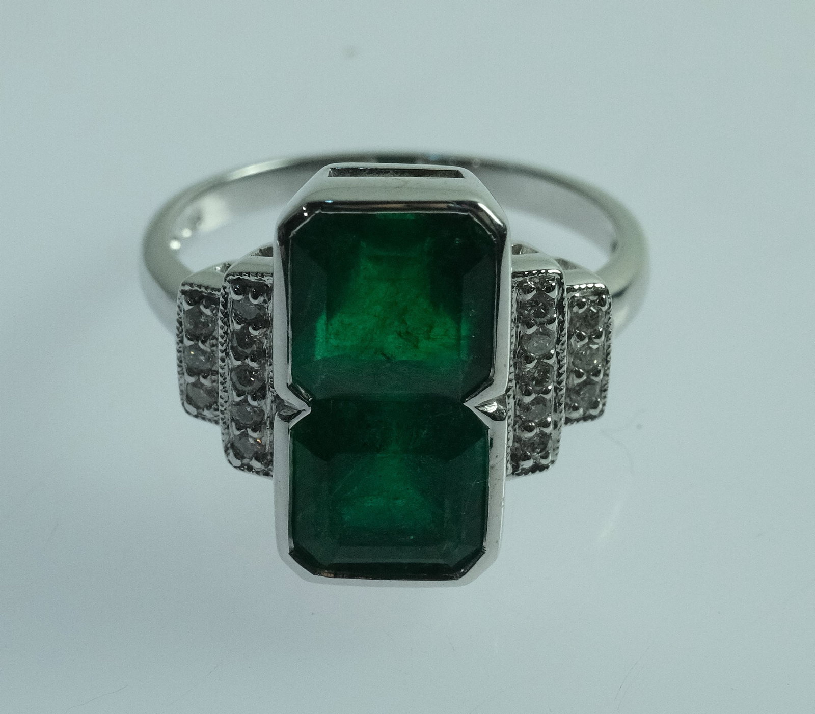 Dual Emerald & Diamond Ring in 9ct White Gold - 3