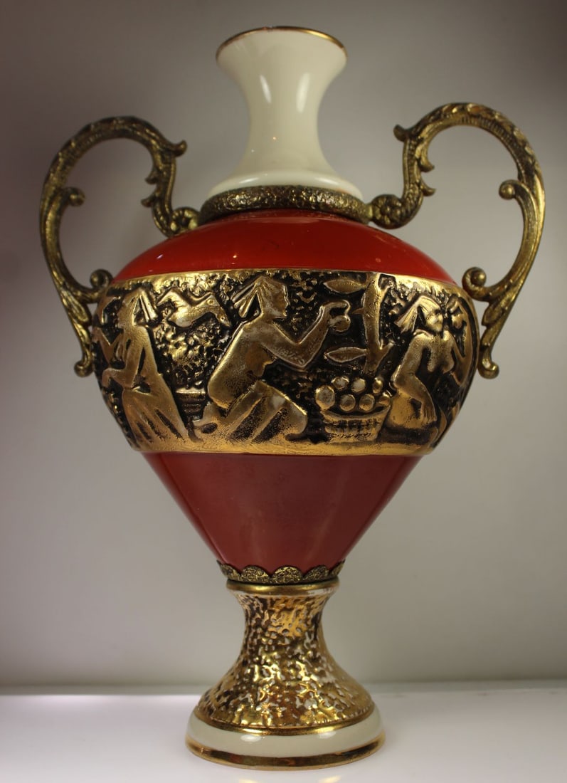Vintage Ewer with Native Frieze and Double-Handled Scroll Handles in Metal - 2