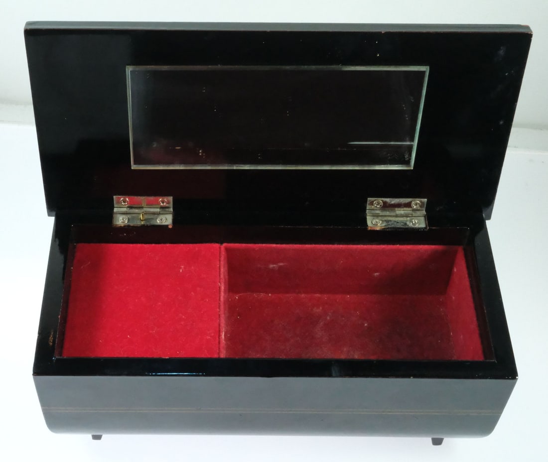 Modern Japanese Black Lacquer Jewellery Music Box - 2