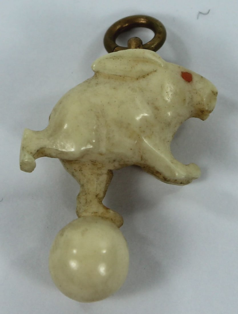 Ivory Pendant of a Rabbit cheekily balancing on a Ball - 2