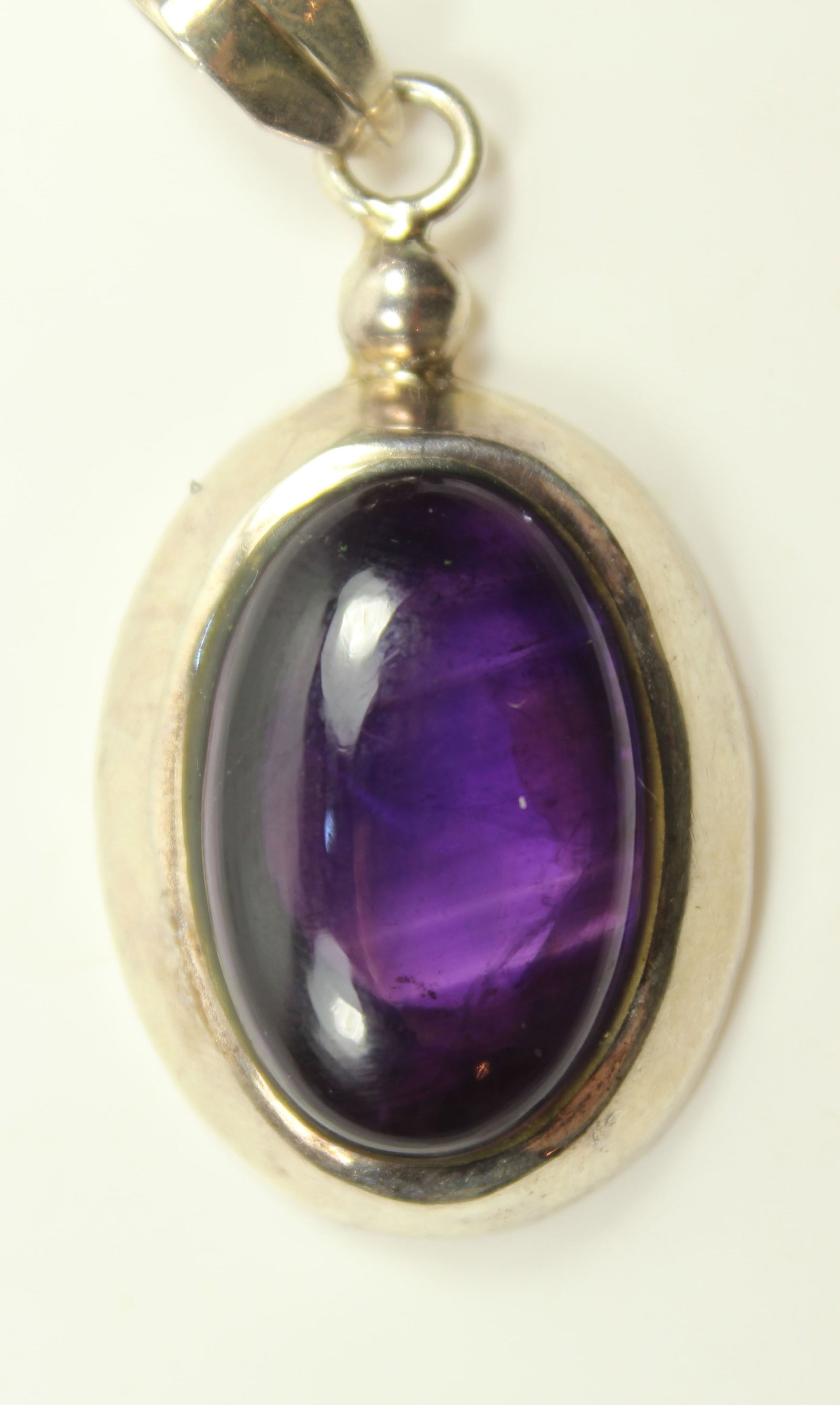 Cabochon Amethyst Pendant in Sterling (925) Silver - 4