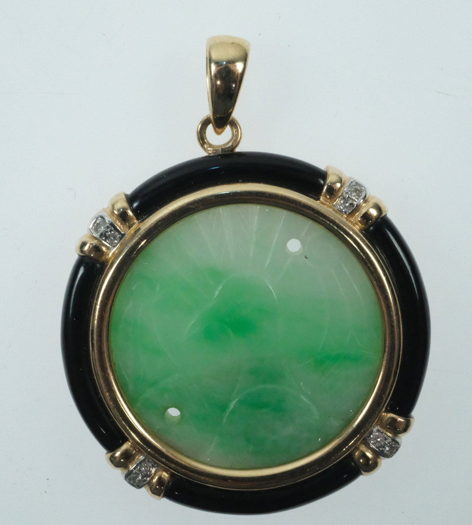 Green Jade Pendant with carved Peacock Design in 14ct Yellow Gold - 3