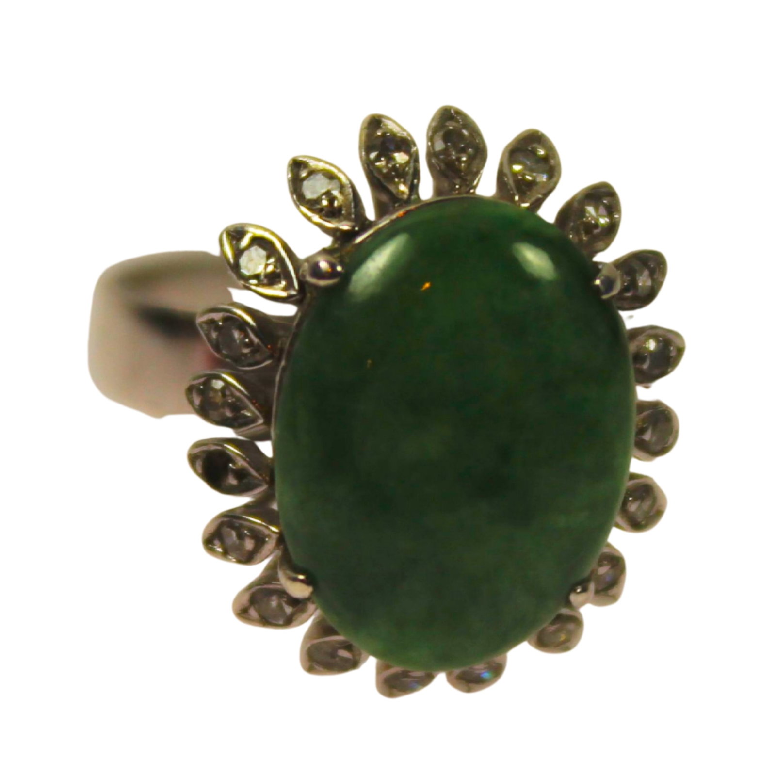 Vintage Jadeite & Diamond Ring in 9ct White Gold - 4