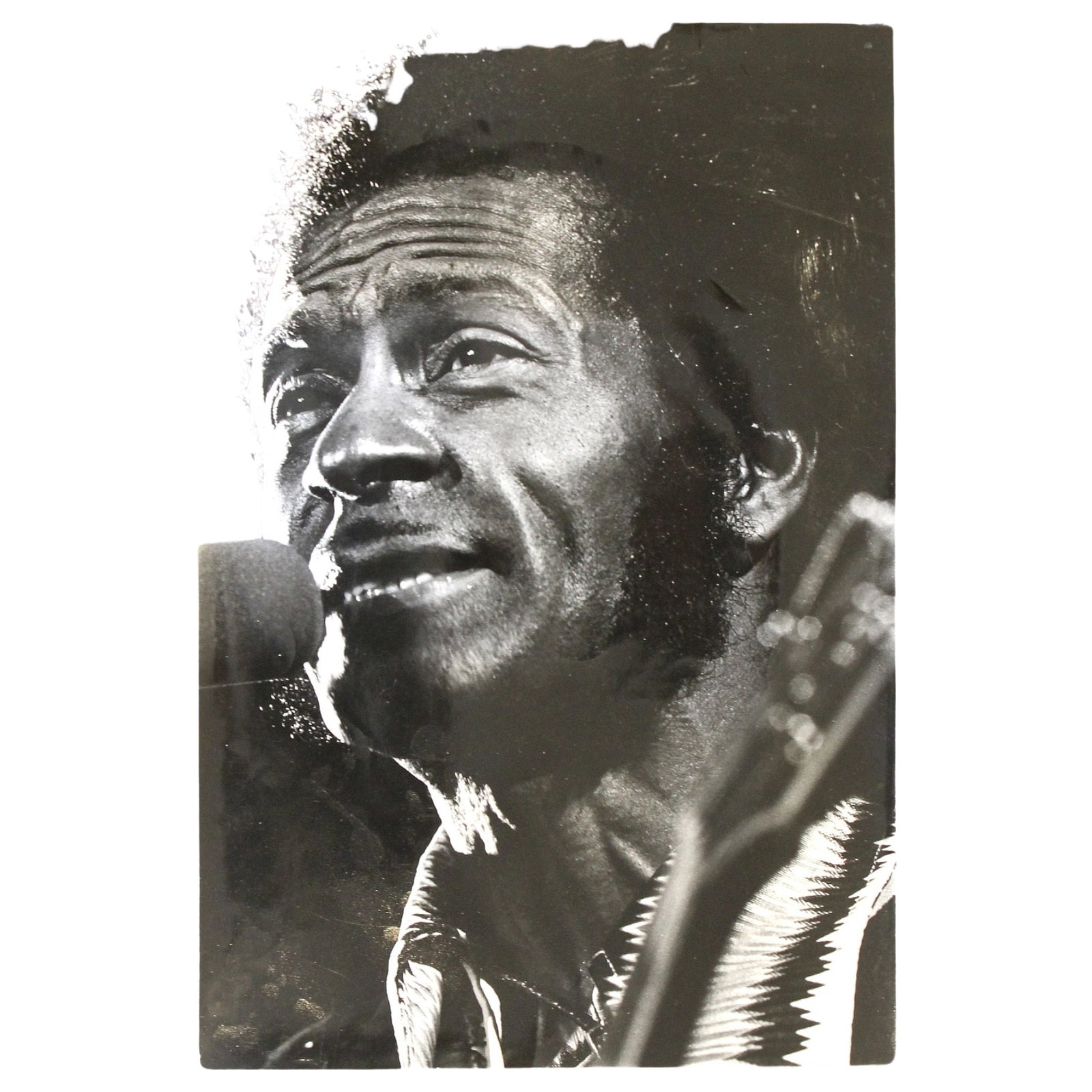Original 'Australian' Tour Photo of 'Chuck Berry', Extremely Fine: Stamped on back 'Peter Carrette 'the' Photographer' (known as the 'Grandfather of Australian Paparazzi') Size 380x260mm Medium Memorabilia