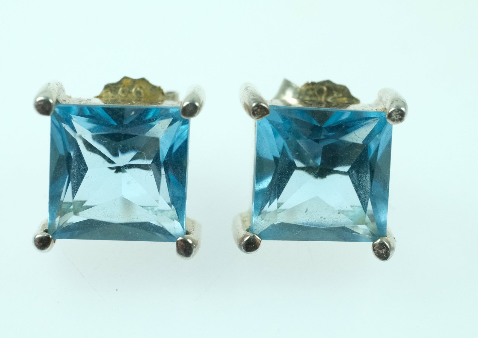 Square-cut Blue Crystal Earrings and Pendant in Sterling (925) Silver (3) - 2