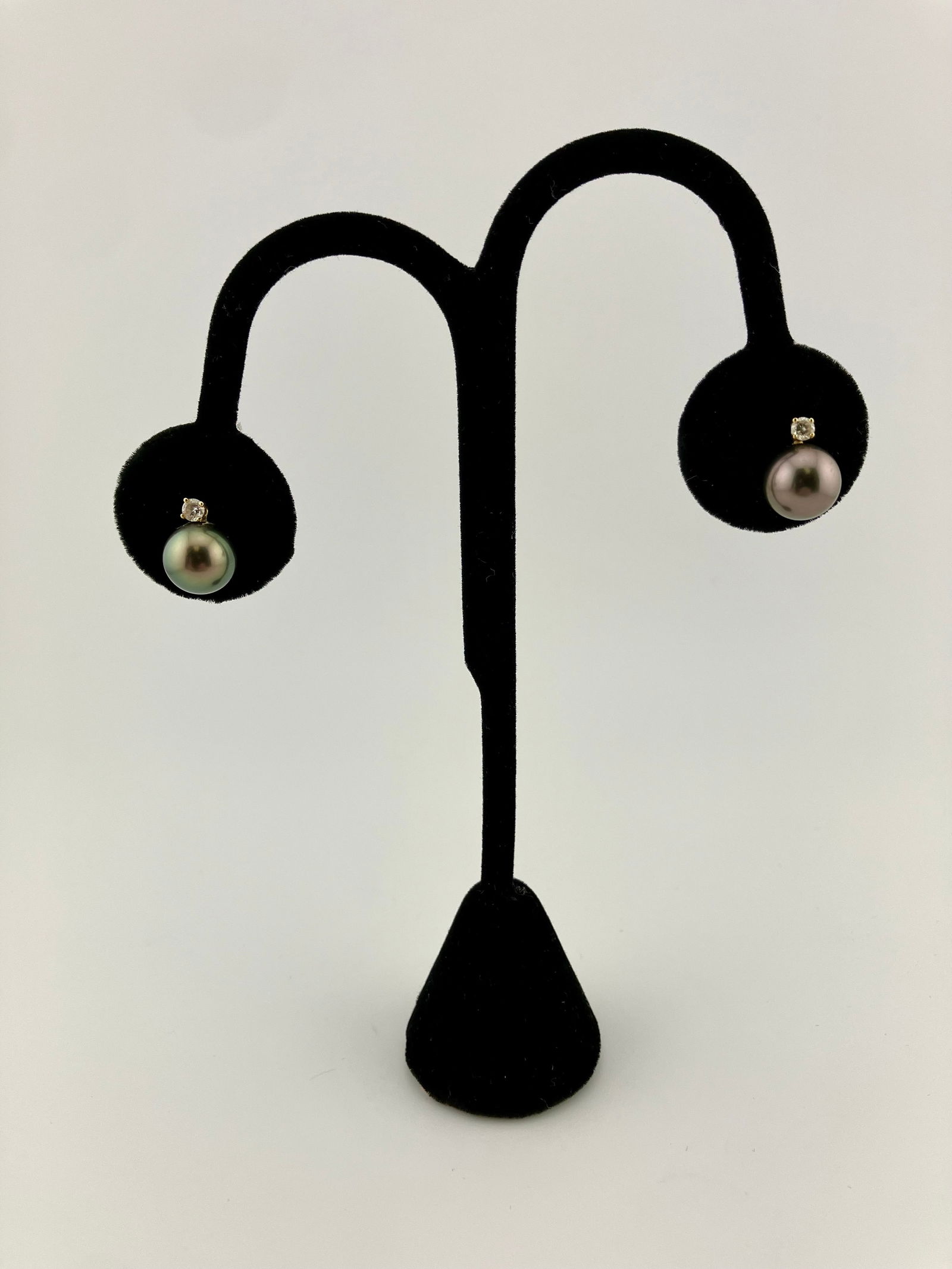 14k Gold Black Pearl & Diamond Stud Earrings (1 of 3)