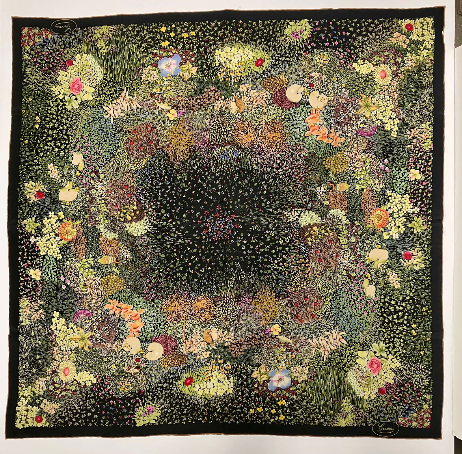 Gucci Garden of Eden Silk Scarf (1 of 5)