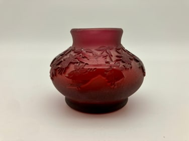 Kelsey Pilgrim Cameo Glass Vase