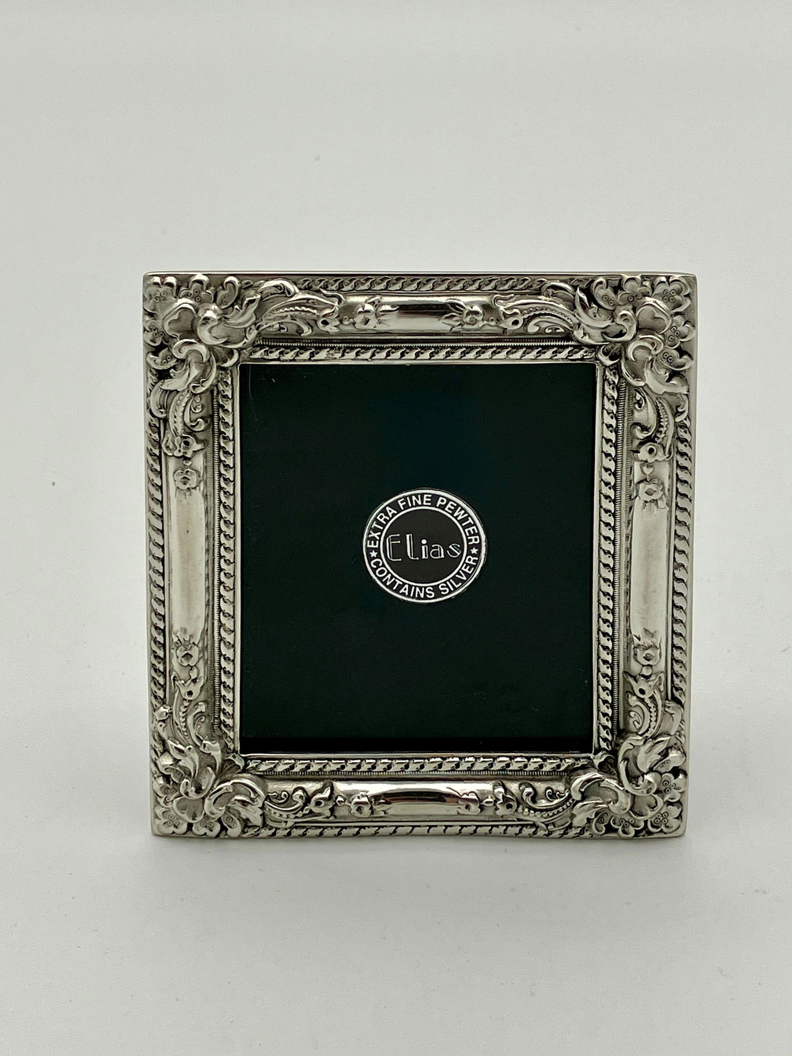 Elias Pewter Picture Frame (1 of 2)