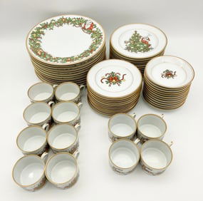 Fitz & Floyd St Nicholas China set for 12