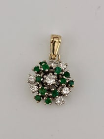 14K Gold Diamond and Emerald Cluster Necklace Pendant