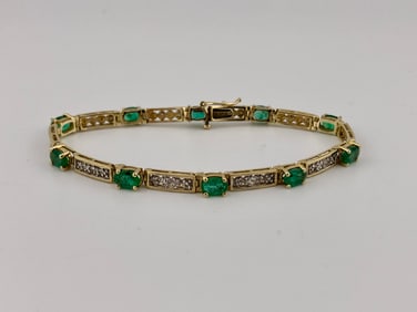 14K Gold Emerald and Diamonds Tennis Bracelet