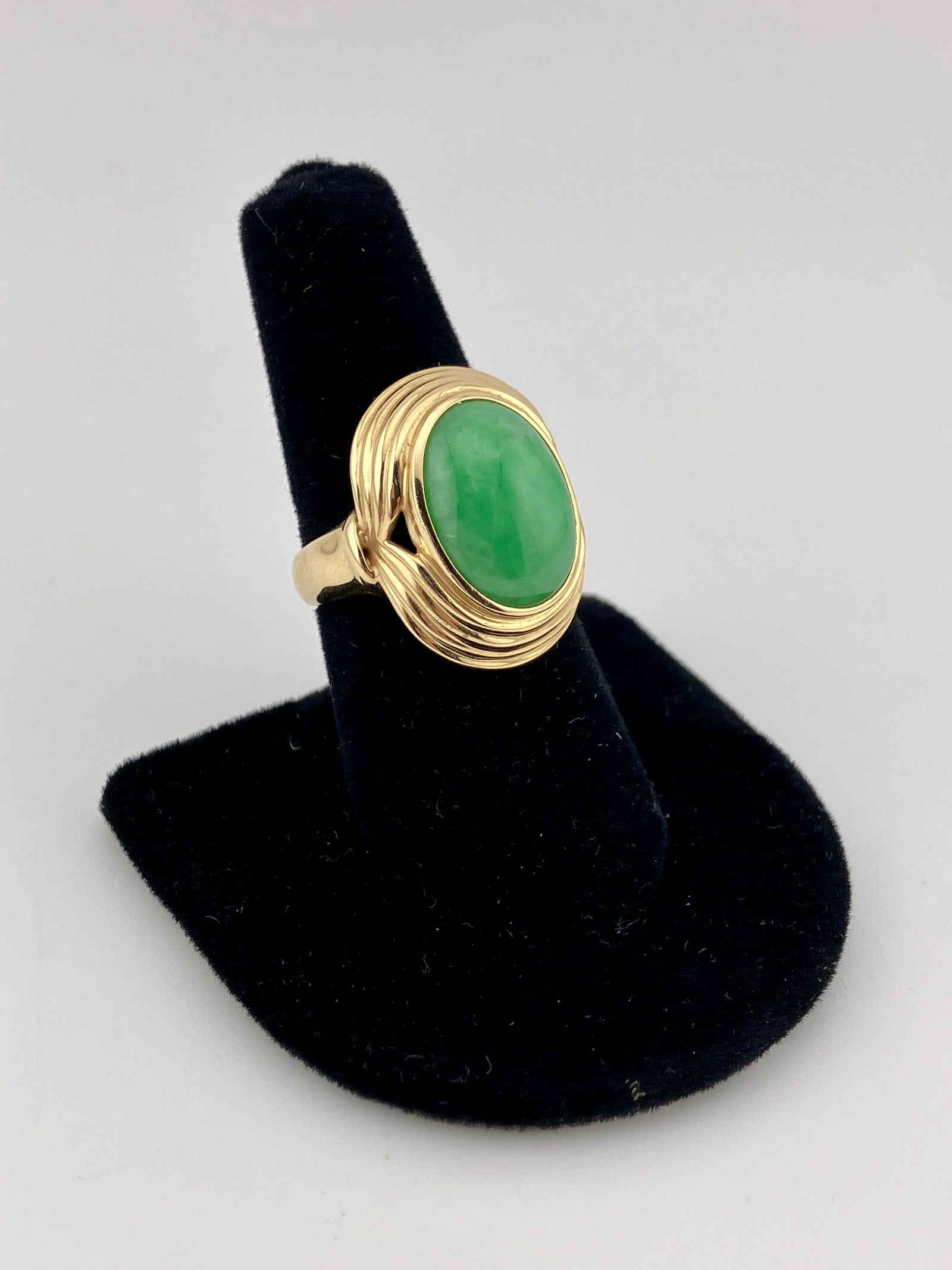 14K Gold Jade Cabochon Ring (1 of 5)