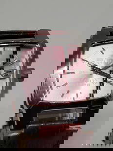 Diesel Metallic Pink Only the Brave DZ-5100, 2010s Watch: Working condition Diesel DZ-5100, a sporty and unique timepiece designed to stand out. Featuring a sleek silver case paired with an eye-catching electric pink dial, this watch is the perfect accessory