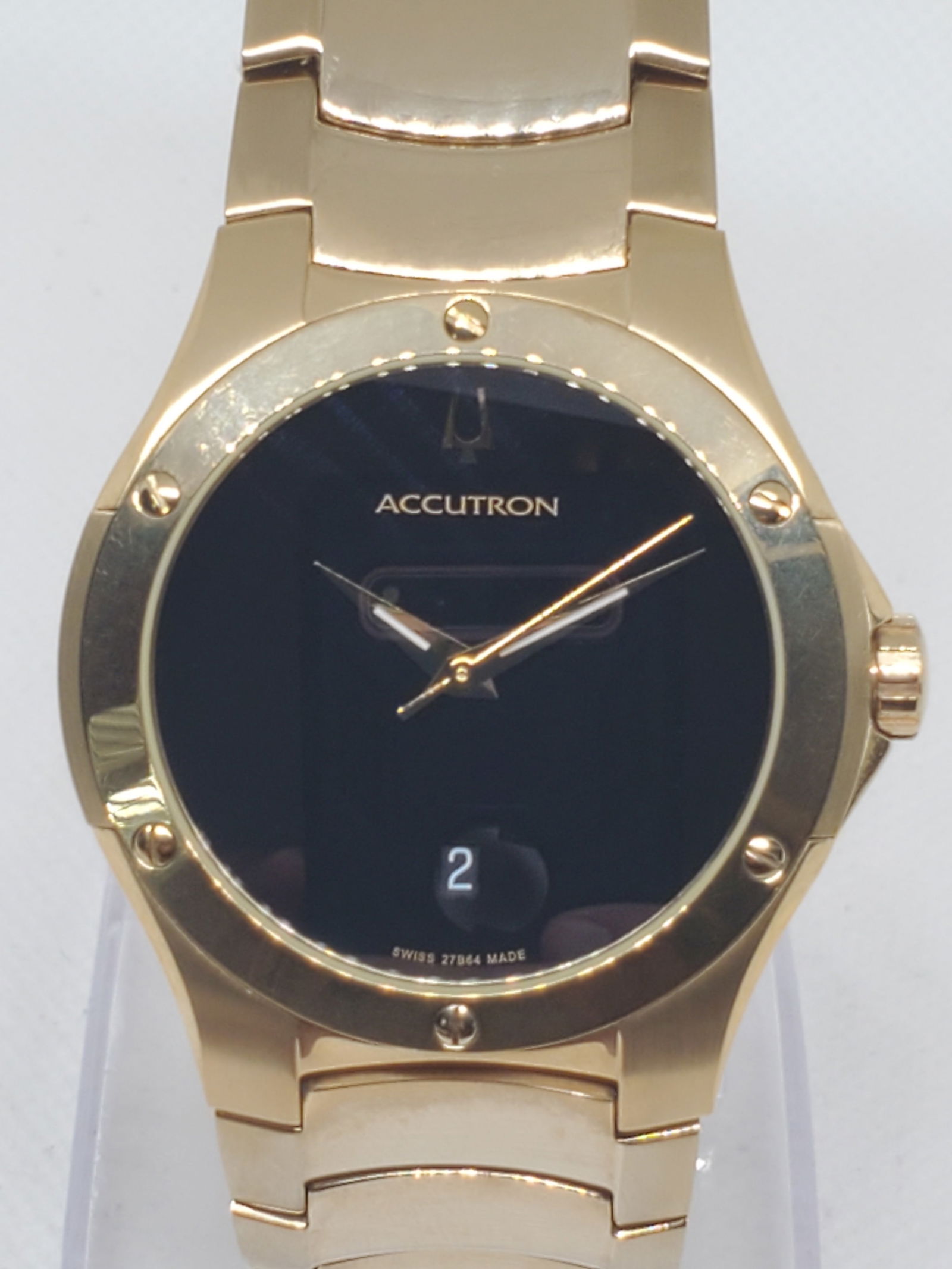 Bulova Accutron Gold Plated Men?s Watch, 1987: Exude sophistication with this Bulova Accutron C952465 A7, a luxury timepiece designed for elegance and everyday refinement. Its quartz movement ensures unmatched accuracy, while the gold-plated 38mm