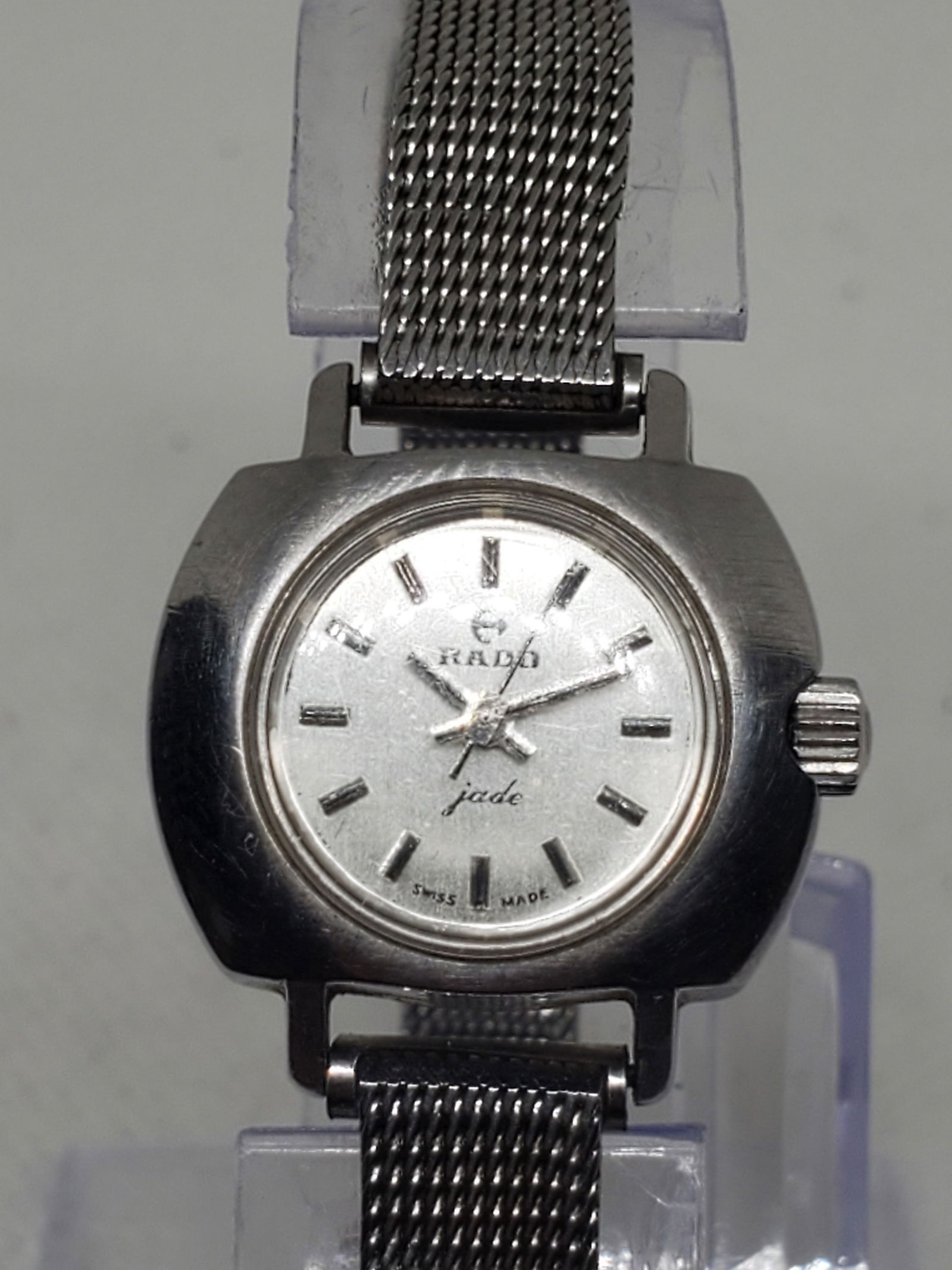 Vintage Rado Jade 8034 Manual Wind Swiss Dress Watch Silver Dial 23mm, 1968 to 1974: This vintage Rado Jade 8034 is a refined example of Swiss elegance and craftsmanship, featuring a silver tone case with a matching silver dial that reflects understated sophistication. Powered by a pr