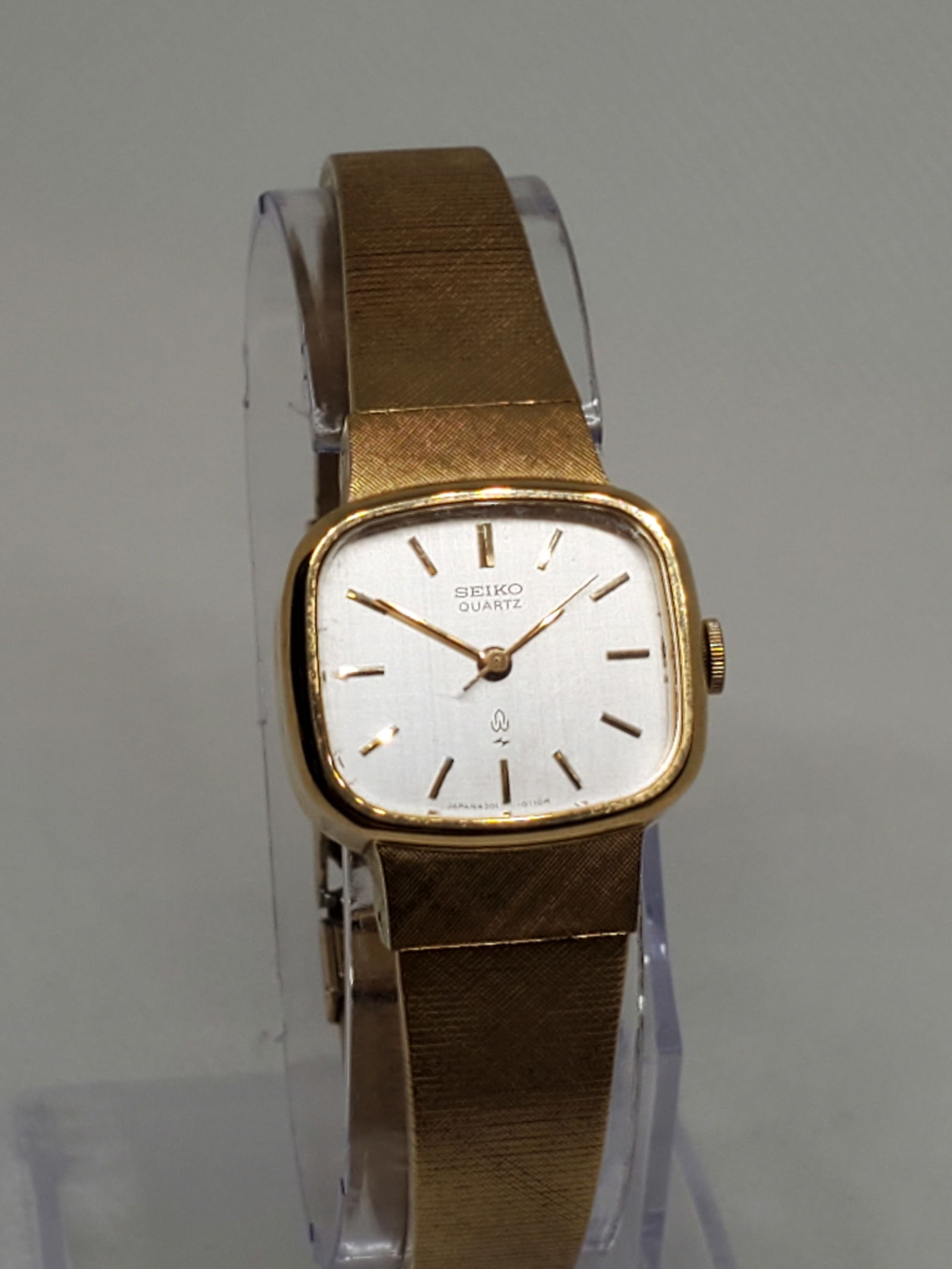 Seiko Ladies Gold Plated Watch, 1980s (1 of 11)