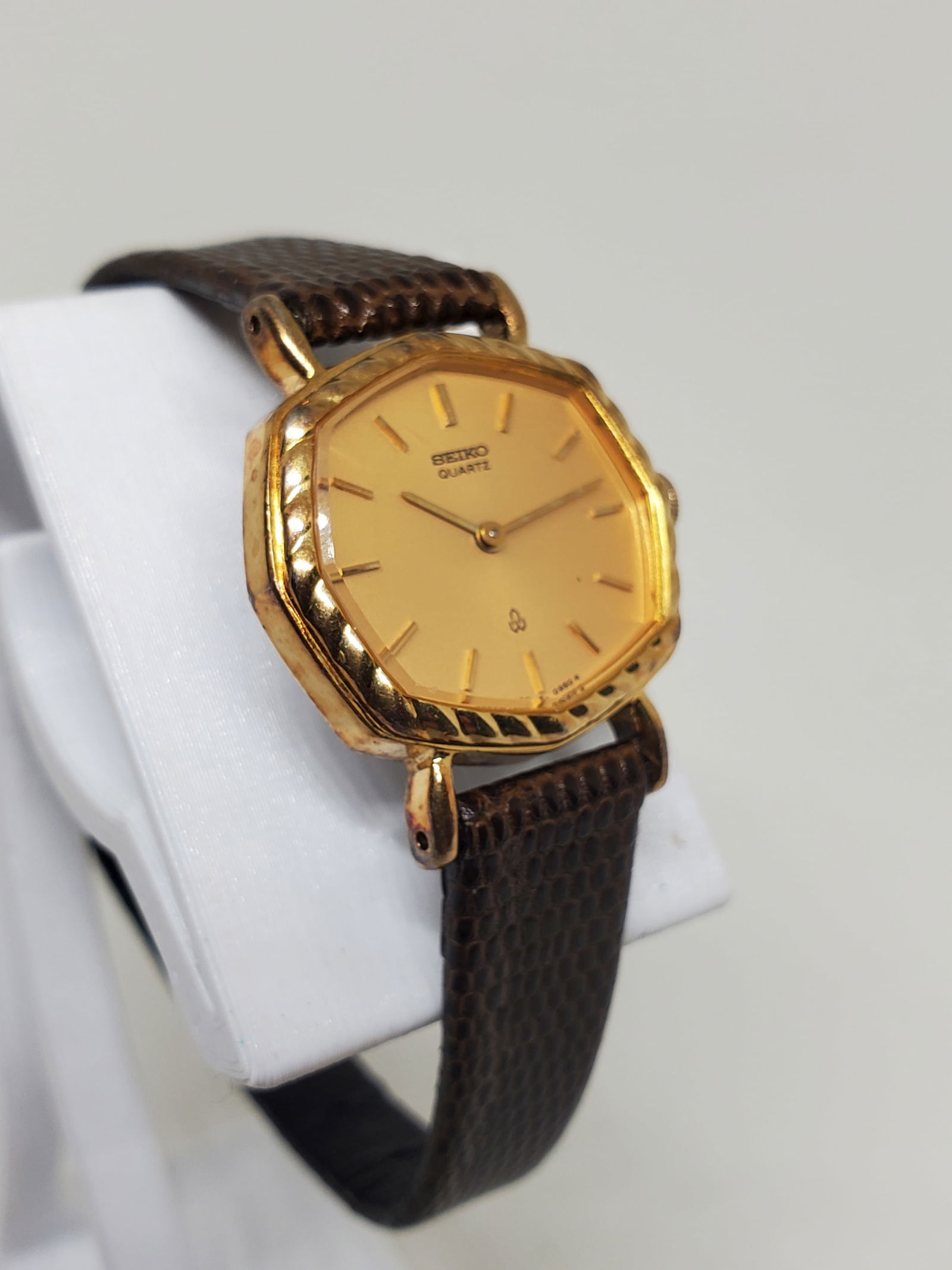 Vintage Seiko 1400 5580 Gold Plated Quartz Watch Elegant Japanese Classic, 1982 to 1984 (1 of 11)