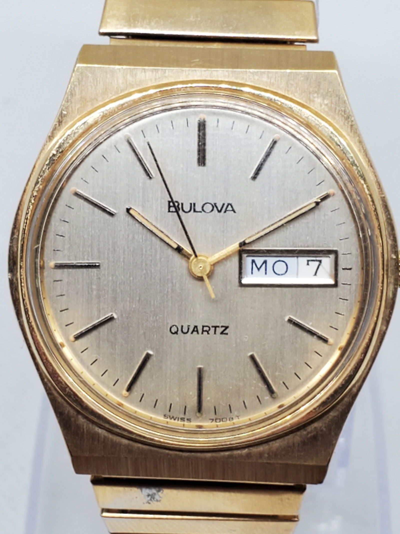 Vintage Bulova Quartz Gold Plated Day Date Watch Swiss 70081 ? Classic Elegance, 1979 to 1983, (1 of 11)