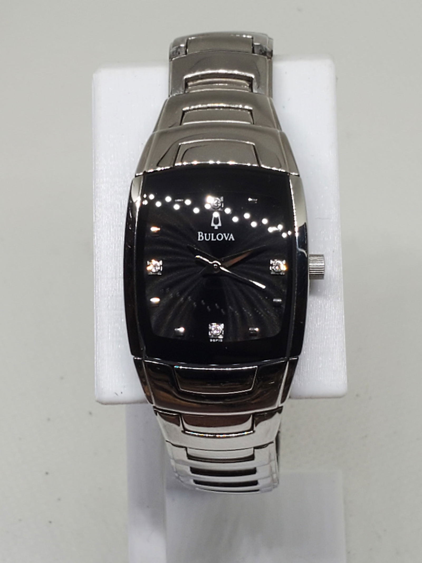 Bulova Black Dial With Diamond Accents Ladies Watch, 1990s, Working (1 of 11)