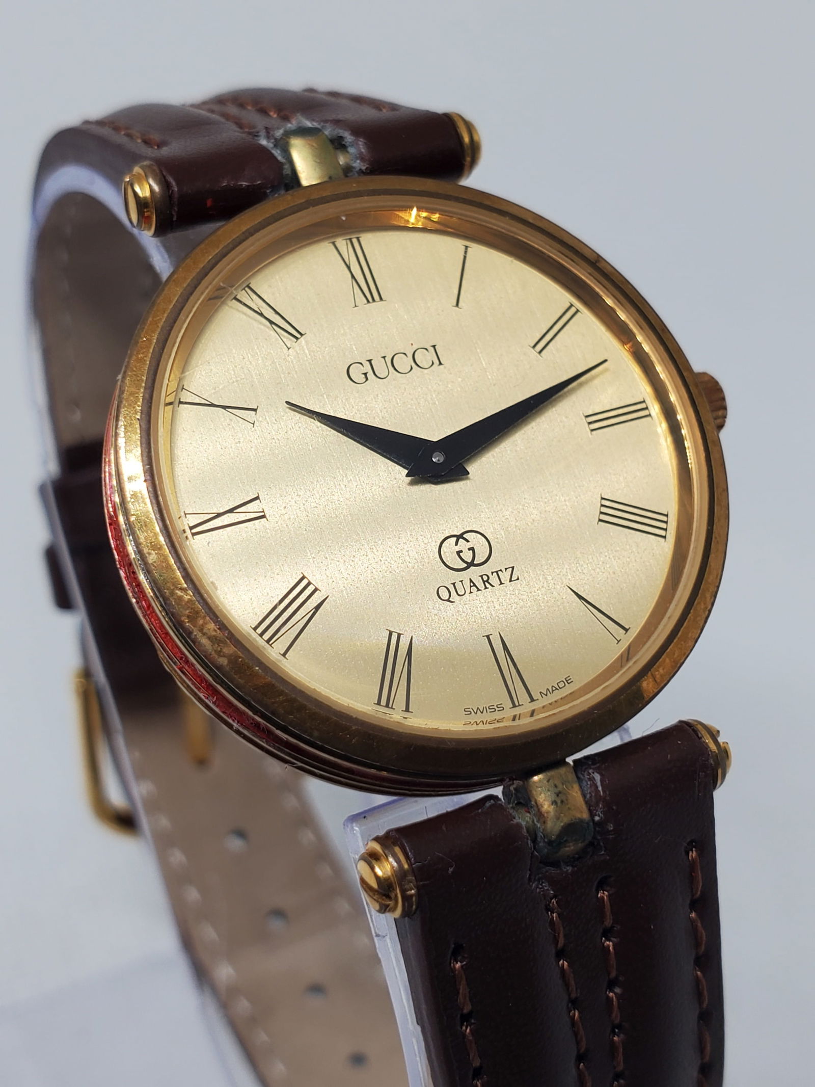 Gucci Sherry Line 2000M Gold Plated Gold Dial 30mm Swiss Dress Watch, 1990s, Working (1 of 12)