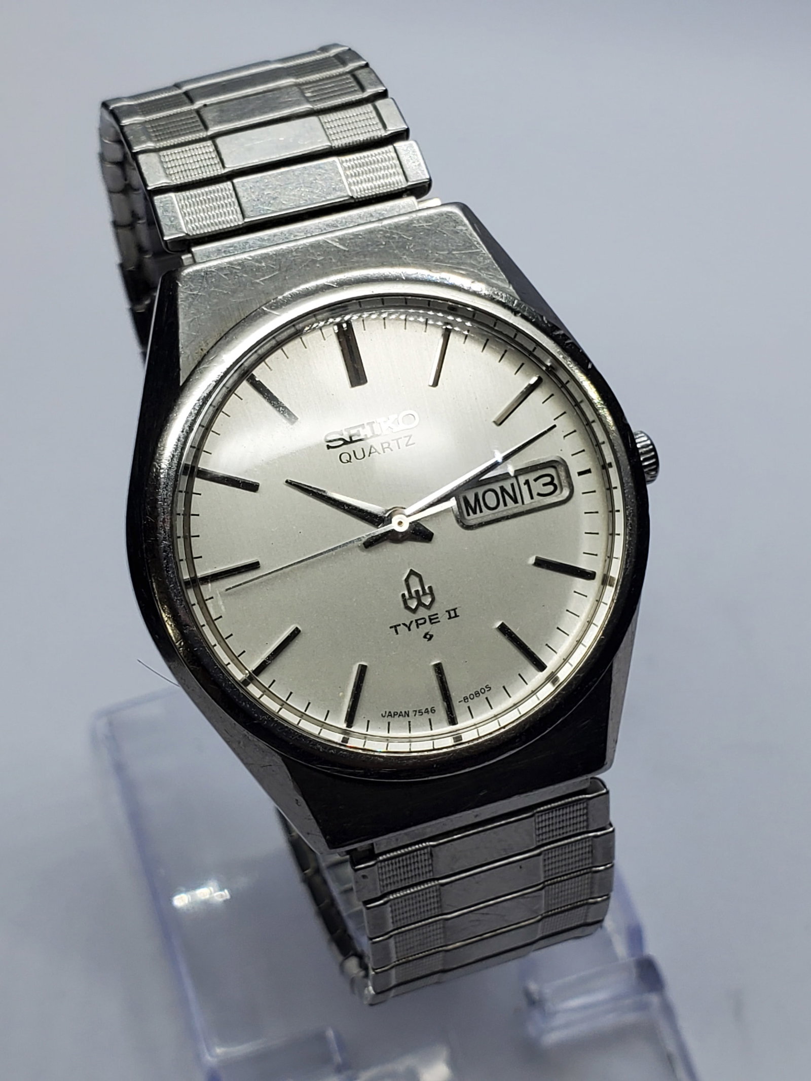 Seiko Type II Silver Dial Classic Watch, 35x40mm, 1977, Working (1 of 14)