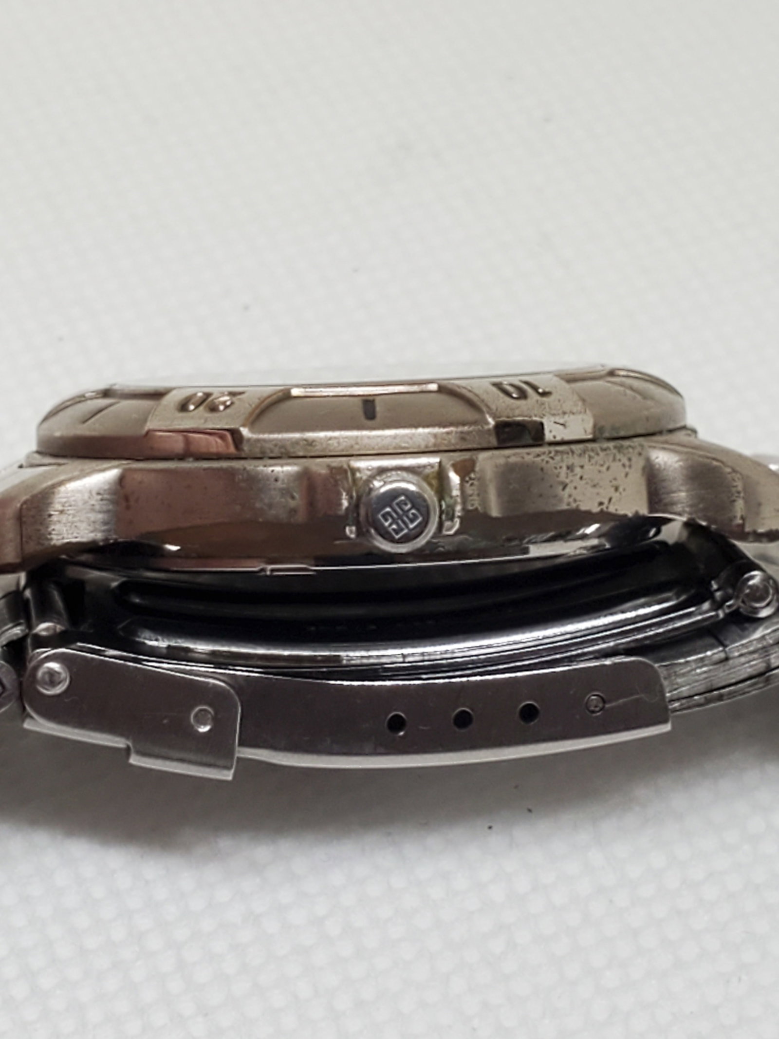 Givenchy Life Watch, Working - 4