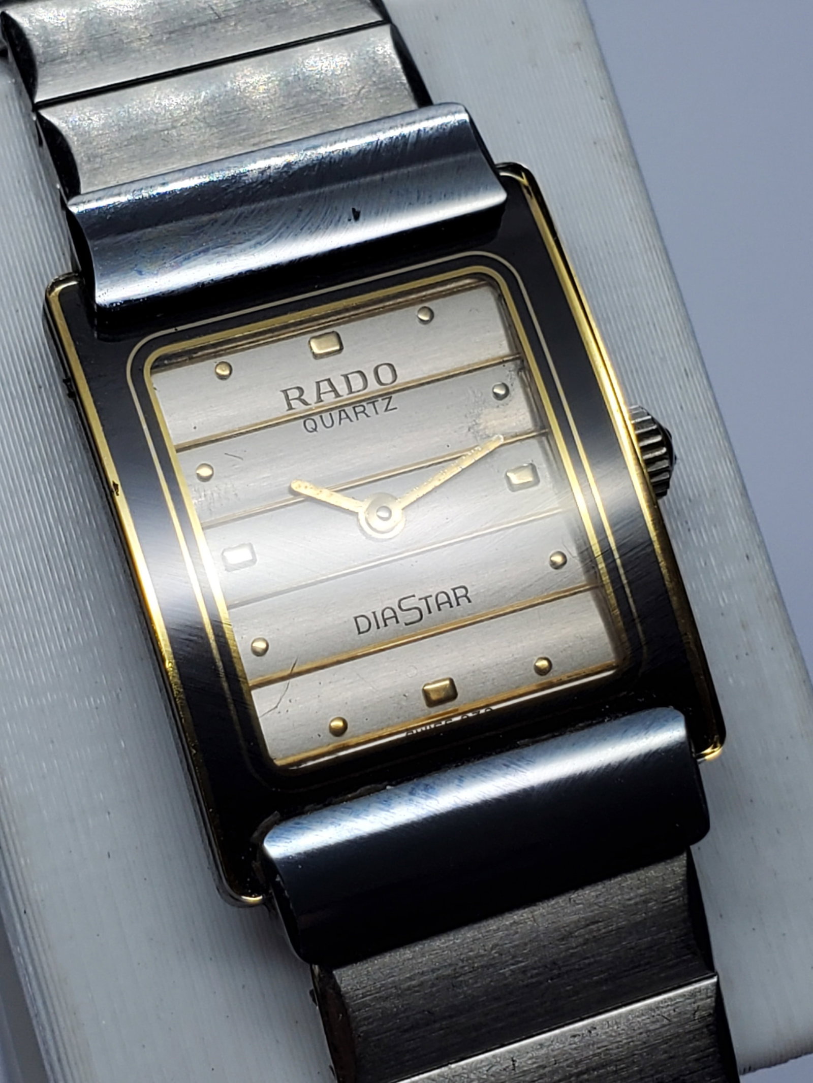 Rado DiaStar Tungsten Carbide 18x22mm Quartz Swiss Dress Watch, Working: The Rado DiaStar model 153.0526.3 is a refined Swiss dress watch that showcases the brand?s legendary commitment to durability and modern design. Founded in 1917 in Lengnau Switzerland by brothers Fri