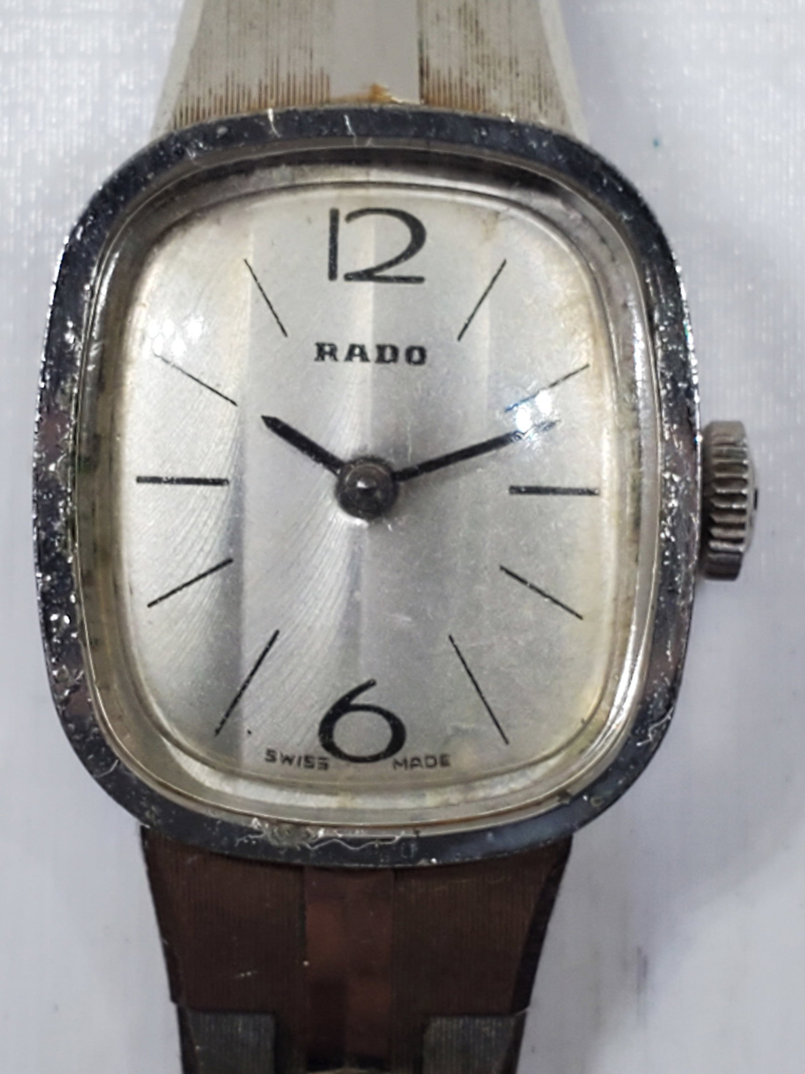 Vintage Rado 332.3142.2 Manual Wind Dress Watch Swiss Made Classic Elegance, 1970s, Running