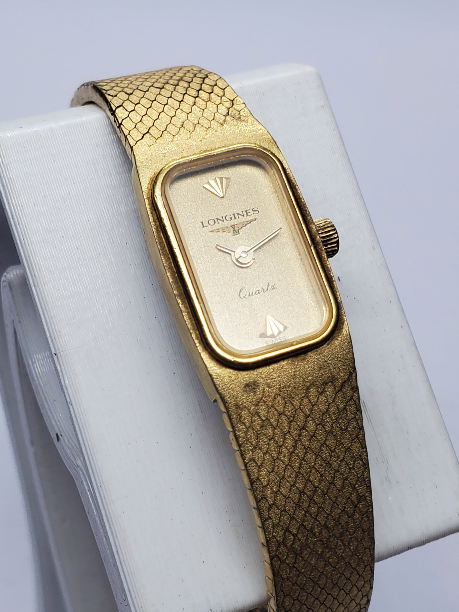 Vintage Longines Classic Gold Plated Dress Watch, 12x19mm, 1980s, Running (1 of 15)