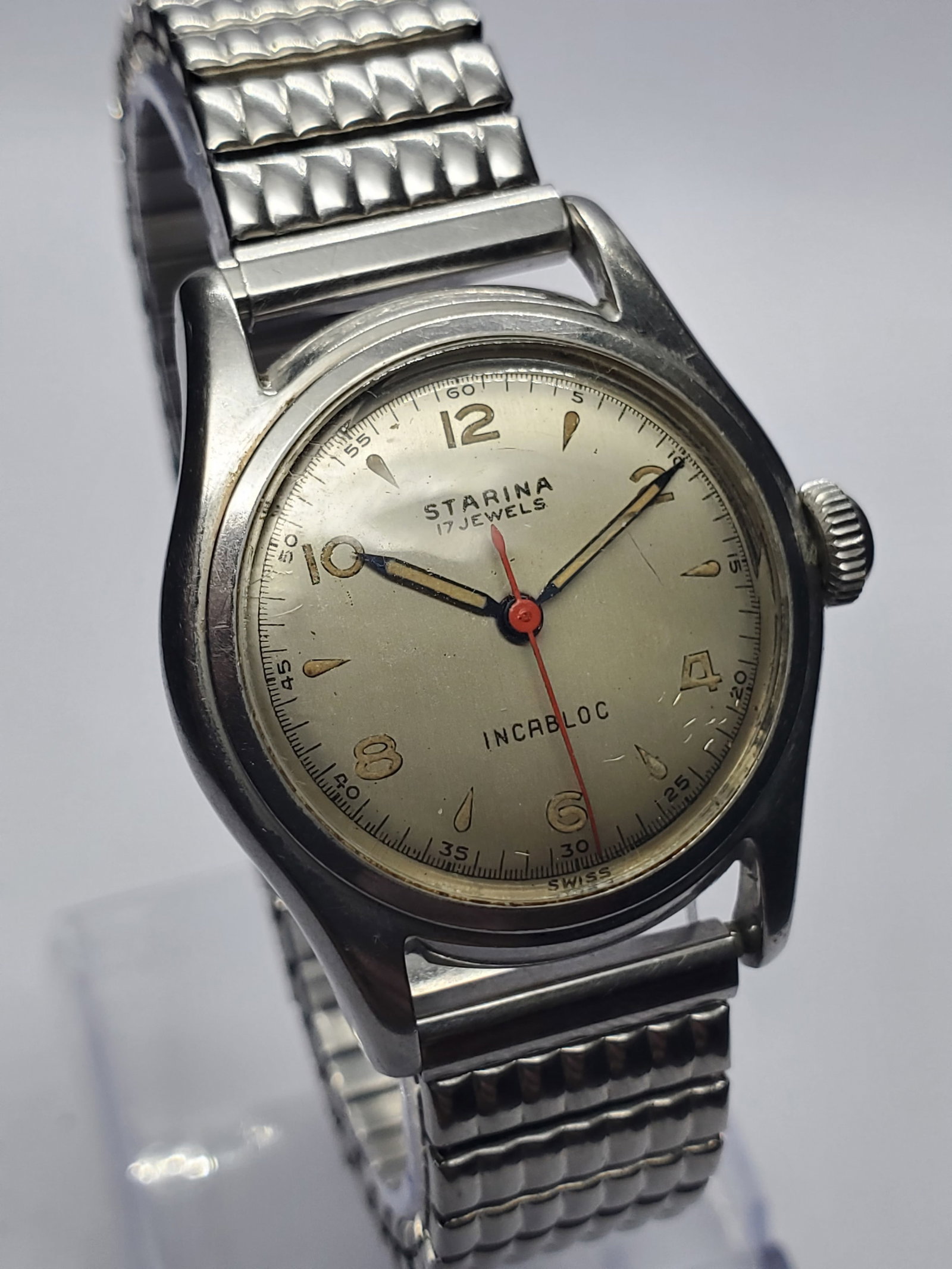 Vintage Starina 17 Jewels Swiss Military Style Manual Watch, 31mm, 1956, Running (1 of 13)