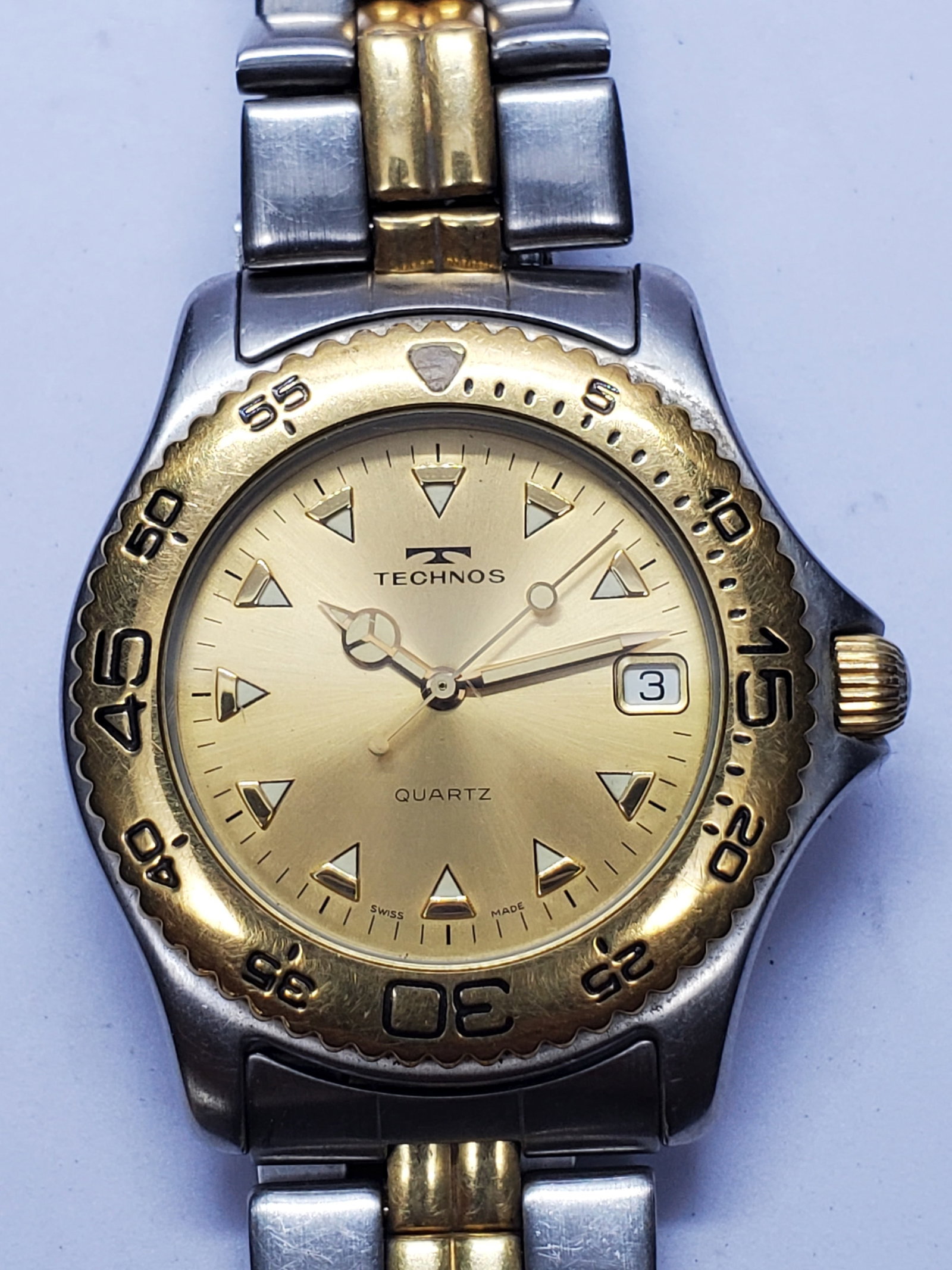 Vintage Technos Diver Gold-Silver Dual Tone Watch, 38mm, 1980s, Running (1 of 13)