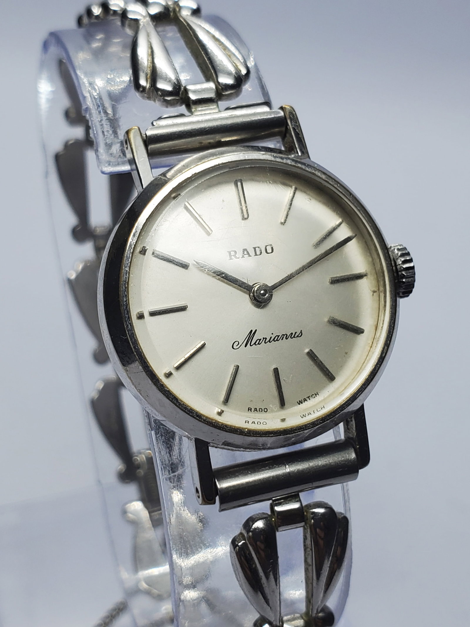 Vintage Rado Marianus Manual Watch, Rare, 24mm, circa 1962, Running: Discover understated Swiss elegance with this vintage Rado Marianus manual wind dress watch, a refined timepiece from the prestigious Swiss brand founded in 1917 in Lengnau, Switzerland, originally as