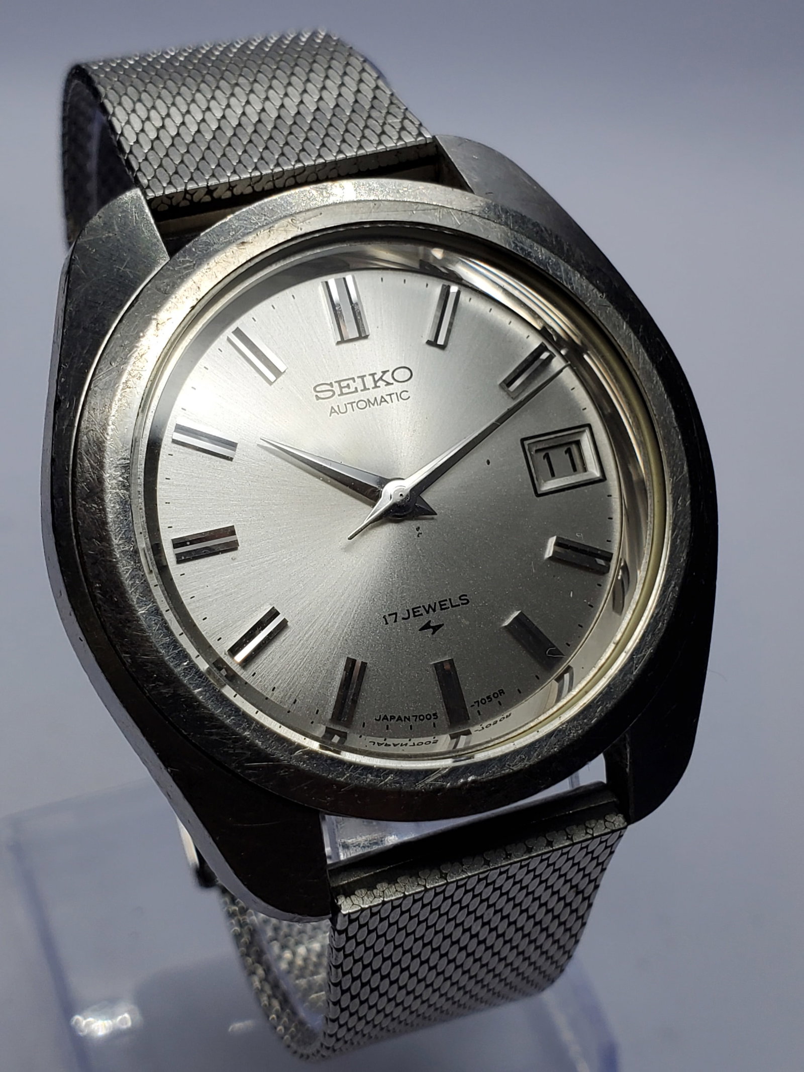 Vintage Seiko 7005 Automatic 17 Jewels Silver Sunburst Dress Watch, 38mm, 1973, Running (1 of 14)