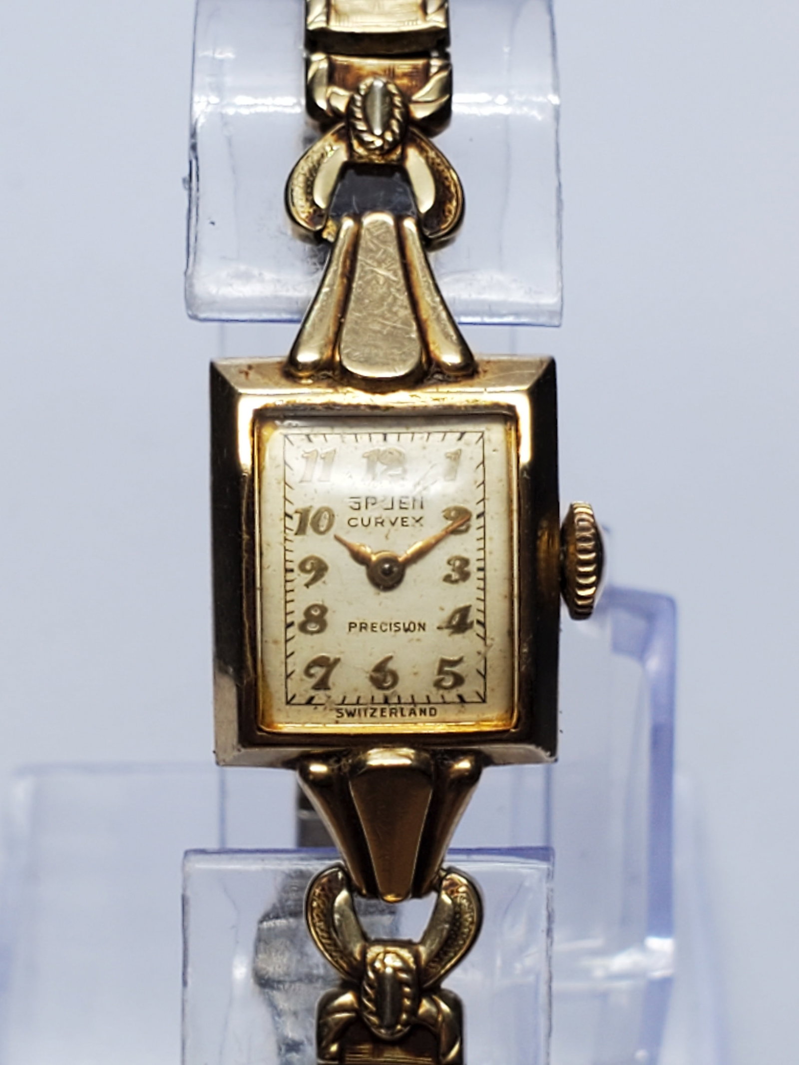 Vintage Gruen Curvex Precision Manual 10K Gold-Filled Ladies Watch, 14x17mm, 1950s, Running: Elegant vintage Gruen Curvex Precision ladies dress watch, estimated circa 1940?1950, featuring a petite 14 mm x 17 mm gold-tone rectangular case marked 10K Gold Filled, measuring 29 mm with lugs. Its