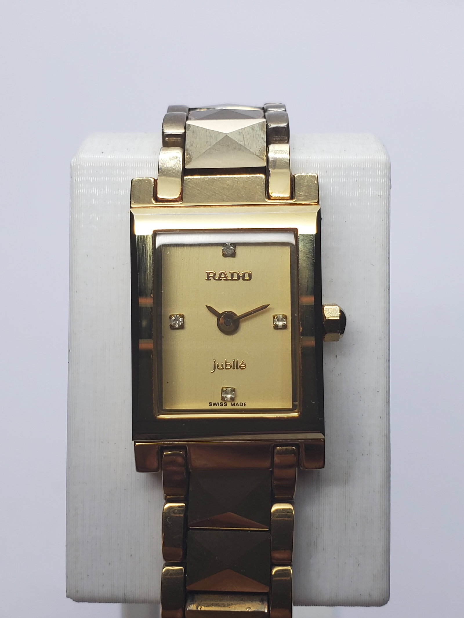 Vintage Rado Jubile Diamond Markers Gold Plated Japan Quartz Dress Watch, 17x20mm, 1990s, Running: Experience timeless Swiss luxury with this elegant Rado Jubile Model 159.0383.3 ladies quartz dress watch. Founded in 1917 in Lengnau, Switzerland, Rado has earned worldwide recognition for pioneering