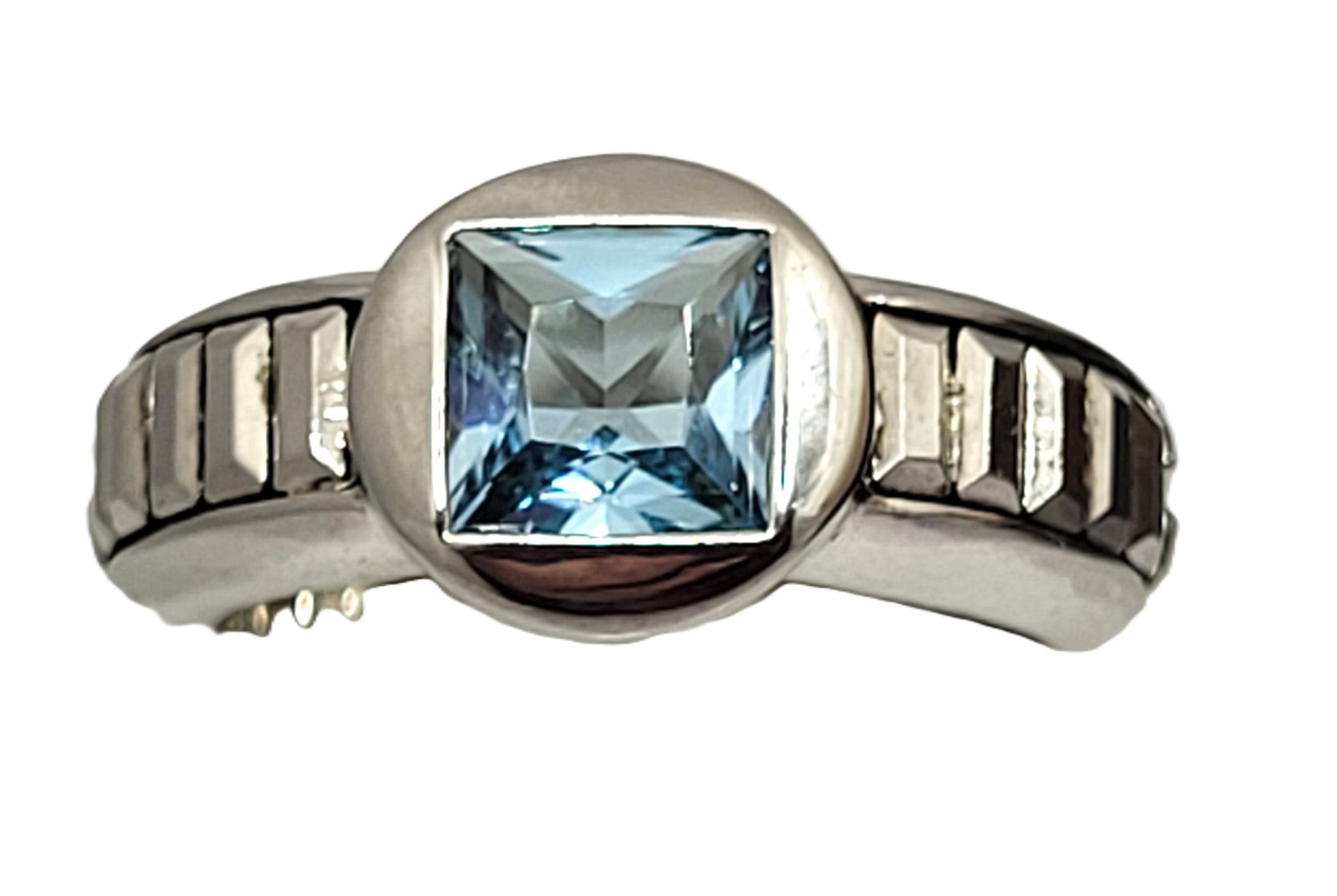 Swiss Blue Topaz Unisex Ring - Designer Quality (1 of 7)