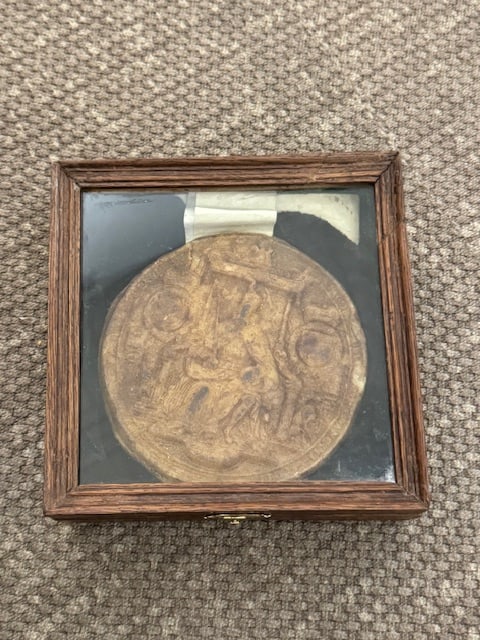 1603 King James 1 Great Seal with attached vellum document confirming Elizabeth 1 pardon. (1 of 4)