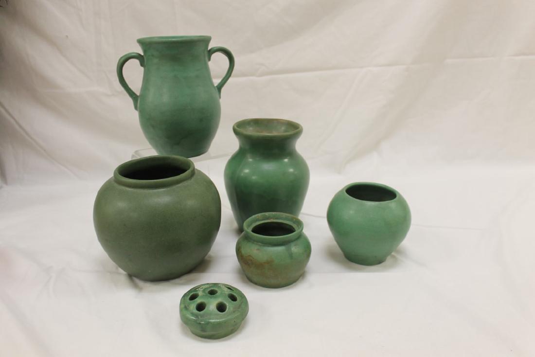 Collection of matte green pottery:  5 1/2" bulbous (1 of 1)