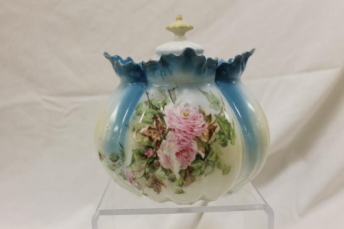 Royal Vienna melon ribbed rose decorated cracker jar (1 of 2)