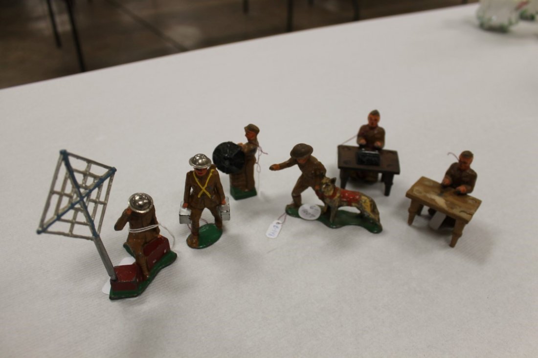 Barclay: Barclay: #952 Soldier, Dispatcher with dog (B148); #951 Soldier Wireless Operator (B147); #792 Airplane Mechanic (B144); #734 Soldier Ammunition Carrier (B69); #961 at typewriter with table (B-151); #