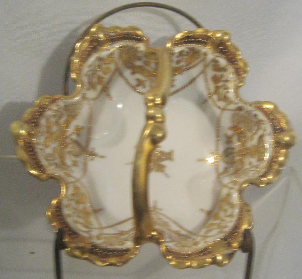 Hand Painted RC Nippon 6" gold decorated basket wi: Hand Painted RC Nippon 6" gold decorated basket with a chocolated background.