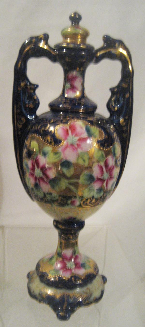 Unmarked Nippon 10 1/2" bolted urn with lid: Unmarked Nippon 10 1/2" bolted urn with lid