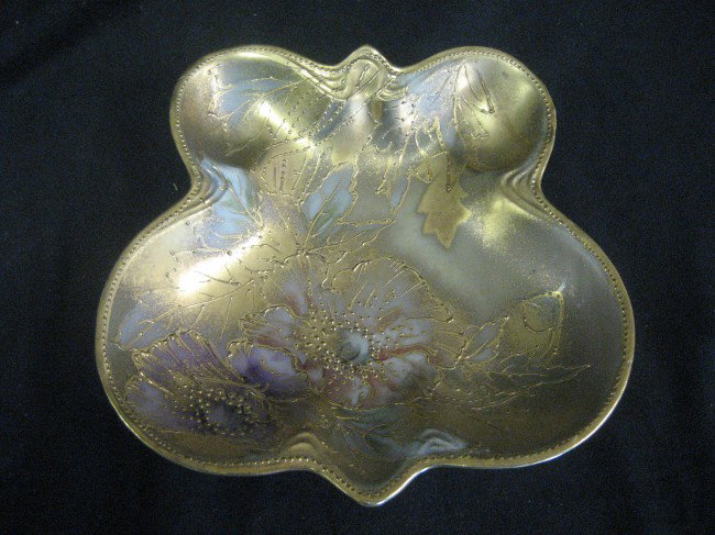 Nippon Green Maple Leaf gold floral decorated butt: Nippon Green Maple Leaf gold floral decorated butterfly dish.