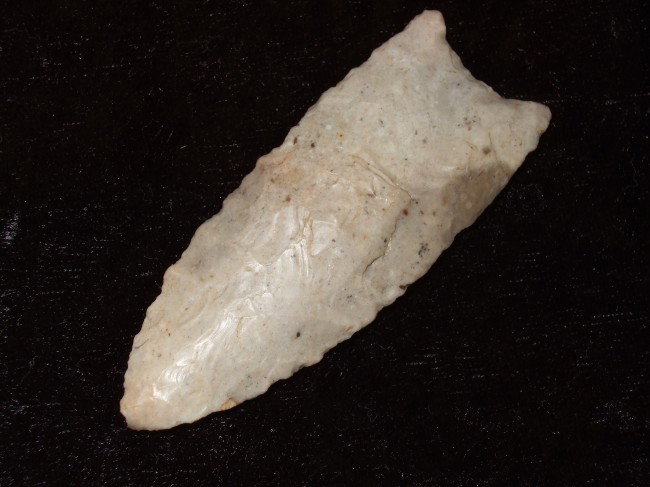 2 1/2" KY Hornstone Fluted Clovis. Found by Kenny : 2 1/2" KY Hornstone Fluted Clovis. Found by Kenny Renolds on Green River. Hart Co., KY Cox COA