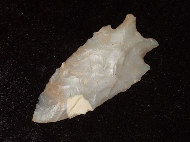 2 9/16" Translucent Kirk Bifurcate Point. Ex: Ca: 2 9/16" Translucent Kirk Bifurcate Point. Ex: Caldwell Cox COA