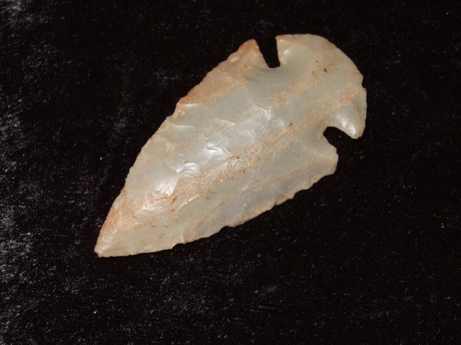 2 1/4" Carter Cave Flint Dovetail. Bath Co., KY: 2 1/4" Carter Cave Flint Dovetail. Bath Co., KY