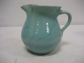 Cornelison Pottery 5 3/8" pinched lip pitcher.: Cornelison Pottery 5 3/8" pinched lip pitcher.