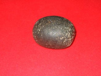 1 7/8" fine Cupped Hardstone Loaf Stone - Fox Fiel: 1 7/8" fine Cupped Hardstone Loaf Stone - Fox Field - Mason Co., KY